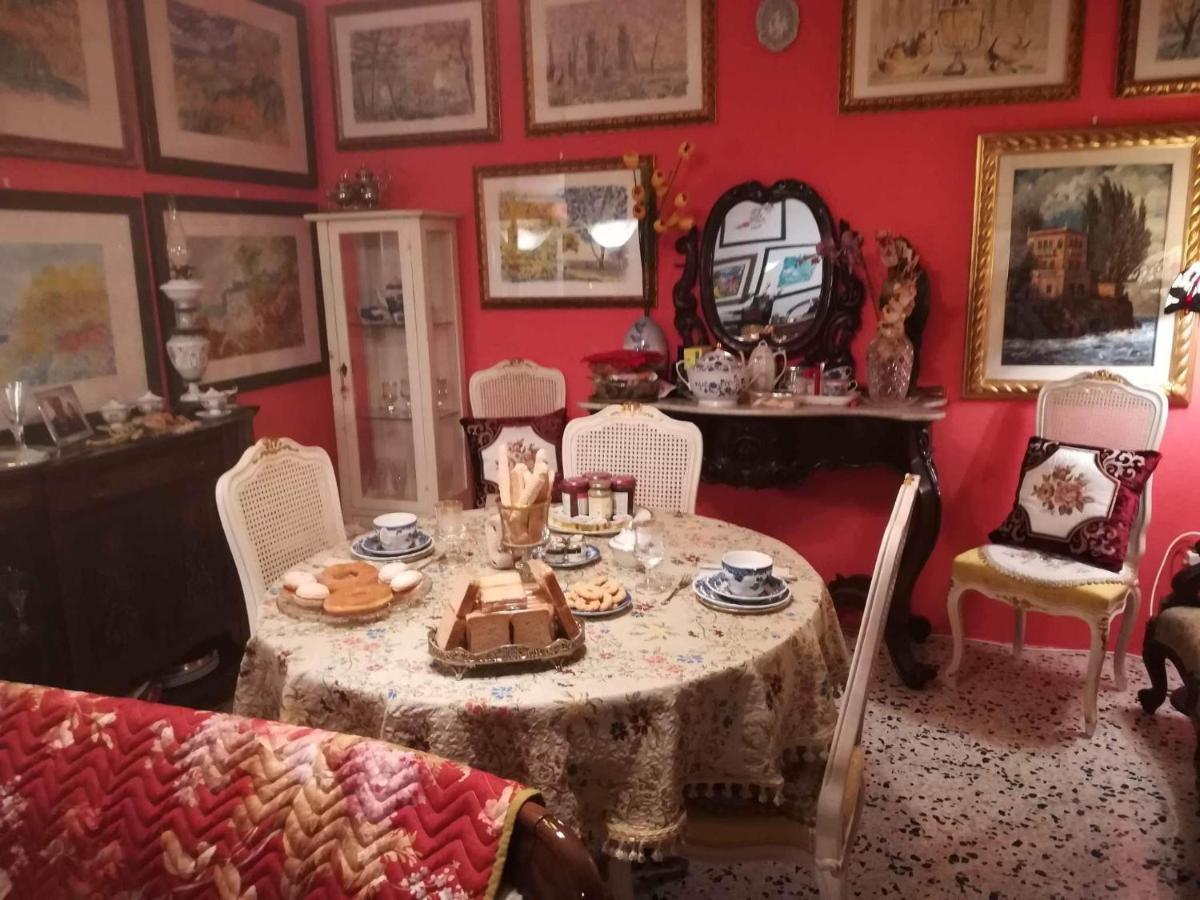Domus Aurea Bed & Breakfast Ористано Екстериор снимка
