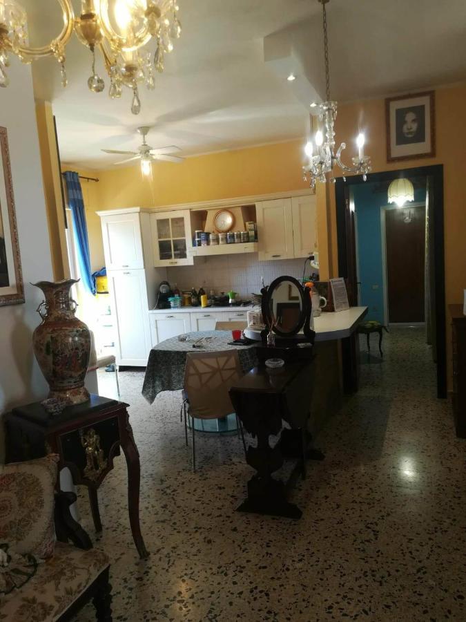 Domus Aurea Bed & Breakfast Ористано Екстериор снимка