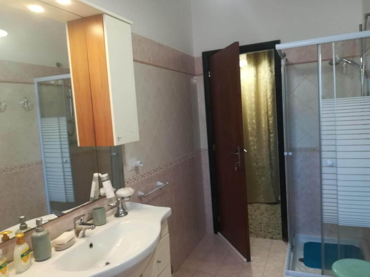 Domus Aurea Bed & Breakfast Ористано Екстериор снимка