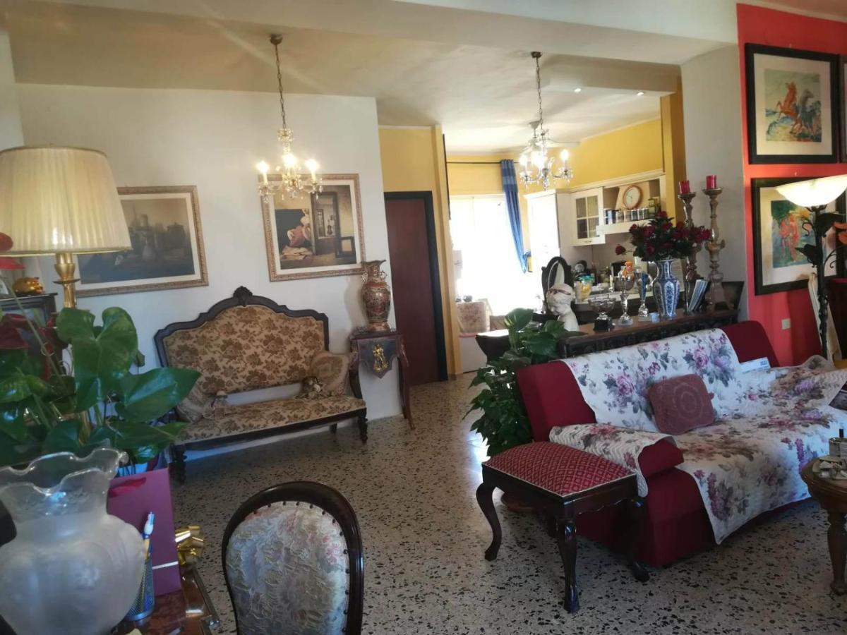 Domus Aurea Bed & Breakfast Ористано Екстериор снимка